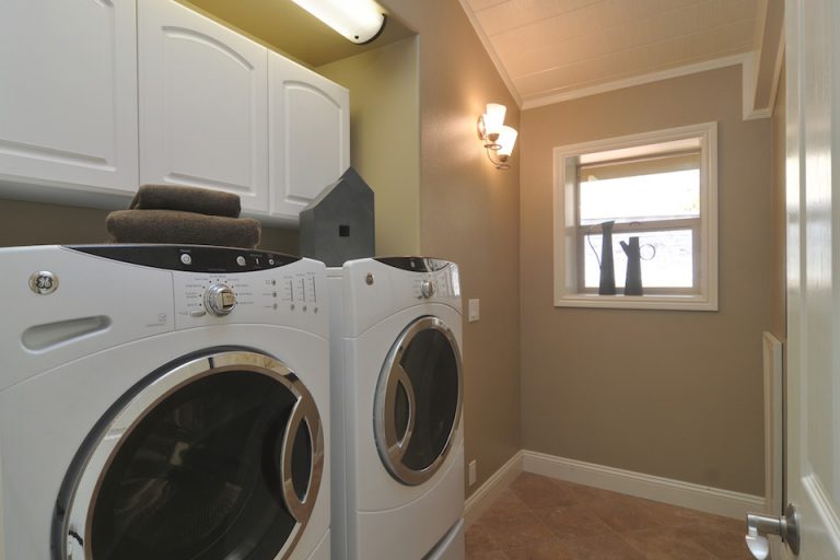 534_1437070939_1421110