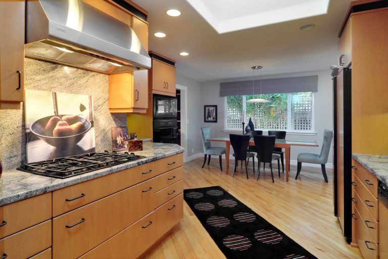 549_1440271342_1244205