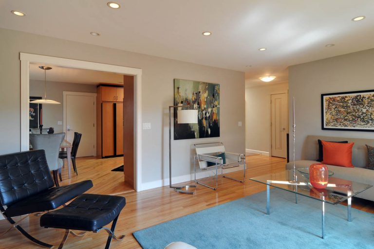 549_1440271342_1893685