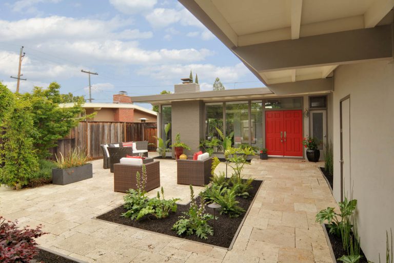 644_1463423415_1634010