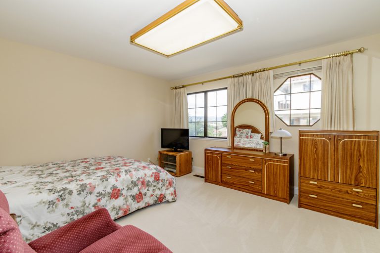 656_1466096833_1664805