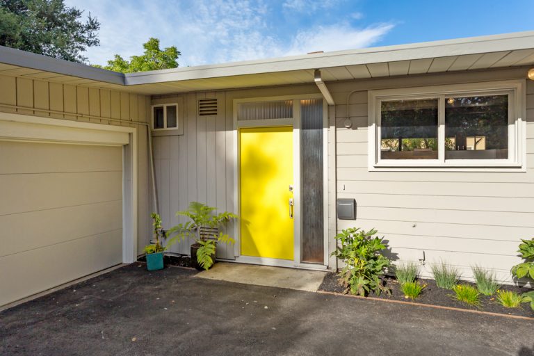 695_1476380225_1495838