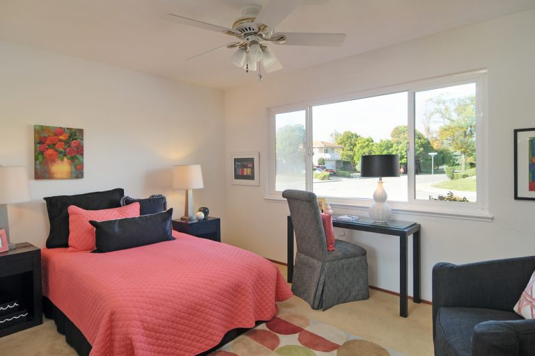 699_1478035240_1618192