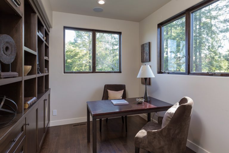 734_1490805167_1519525