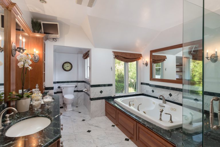 736_1491412158_1126379