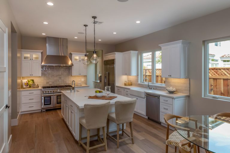 737_1491496978_1925692