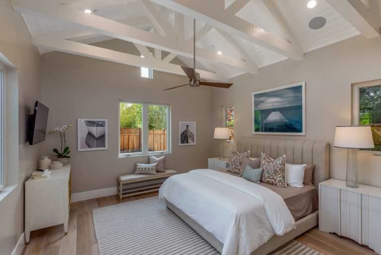 737_1491496995_1345081