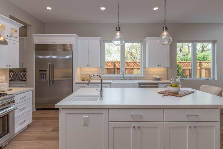 737_1491496995_1443225