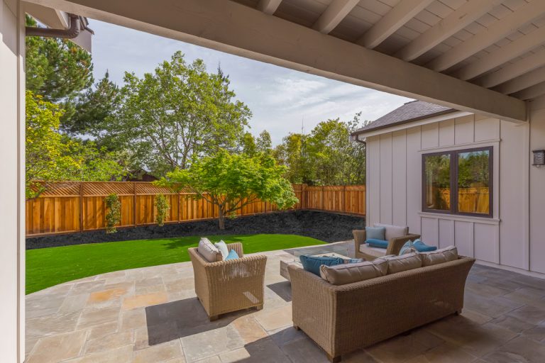 737_1491497026_1726856