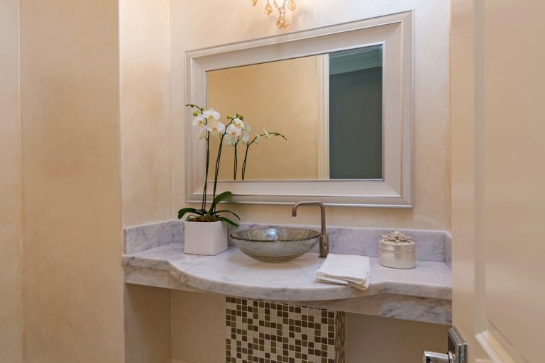 743_1493157253_1942824