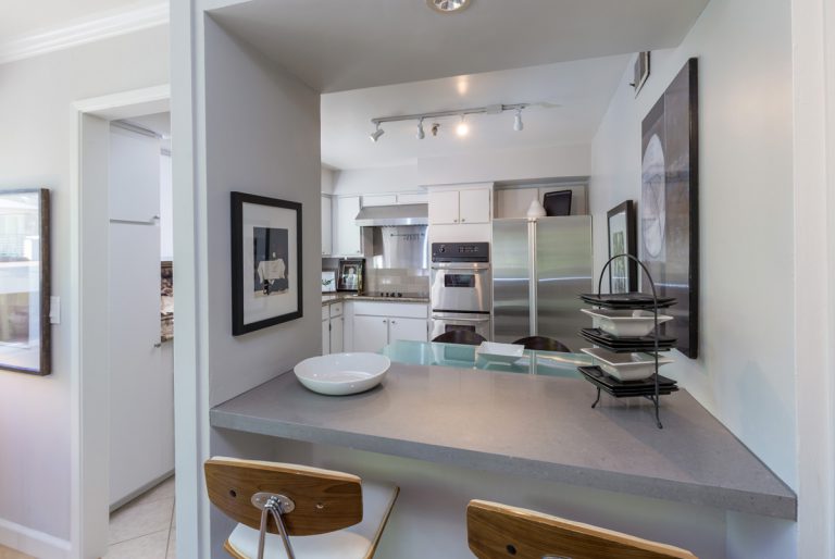 748_1493850747_1747374