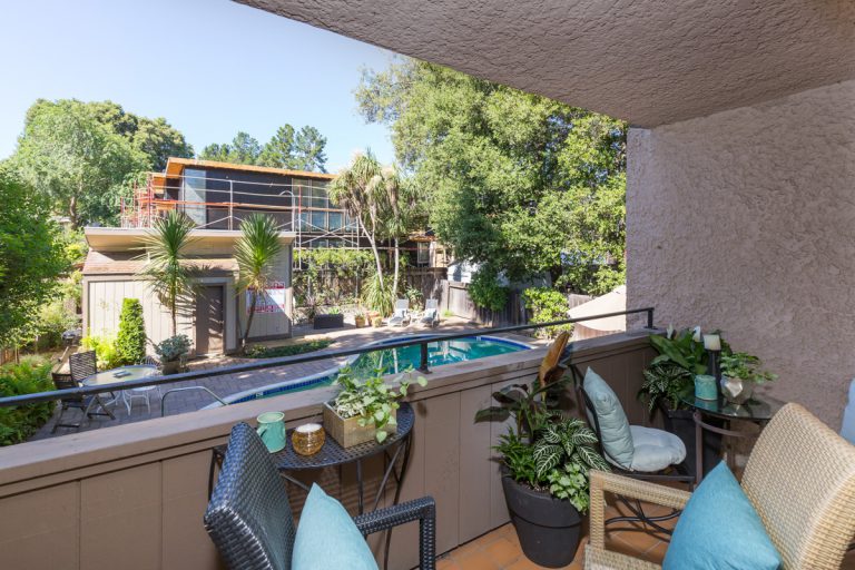 748_1493850753_1697678