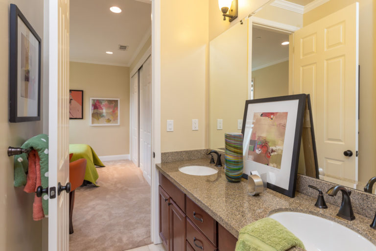 763_1497377566_1987411