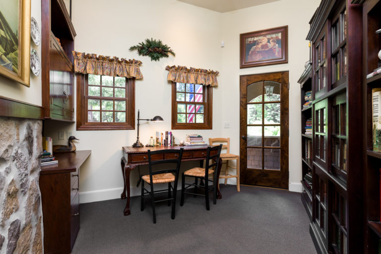 764_1497550727_1373675