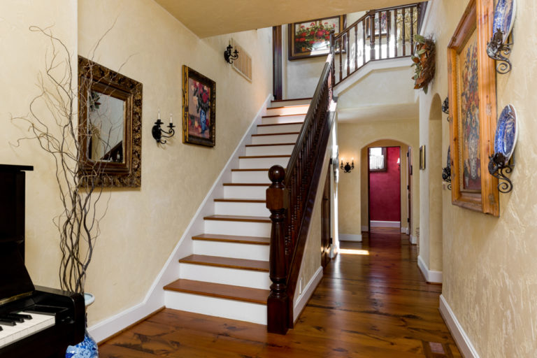 764_1497550727_1491150