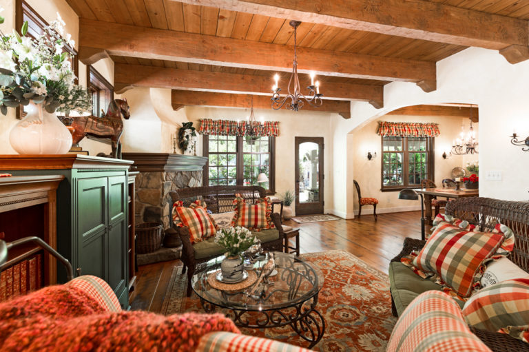 764_1497550727_1781245