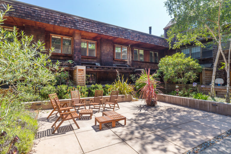 769_1499360601_1608526