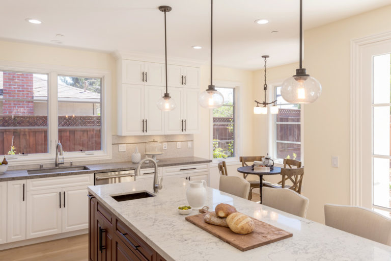 773_1501434910_1548145