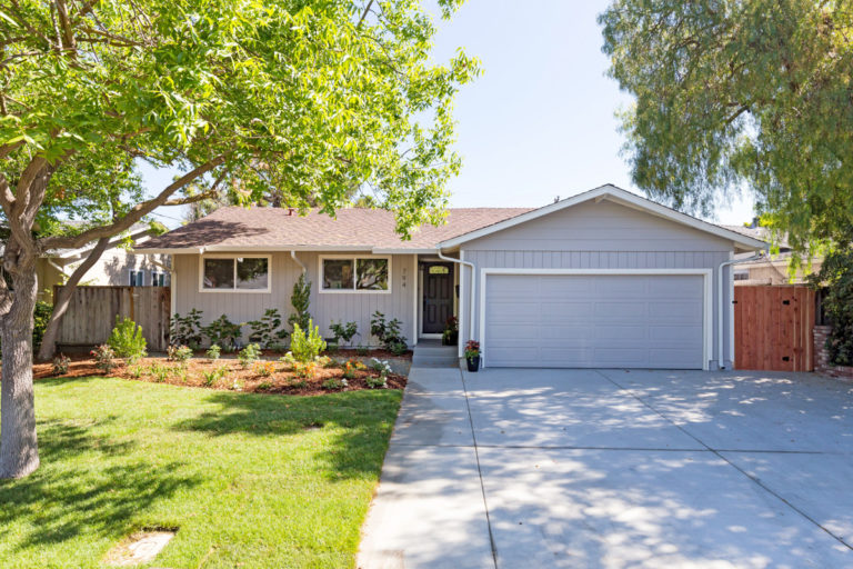 784_1500940800_1414353