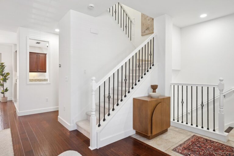 016-62-cuesta-drive.87547.p2k.025