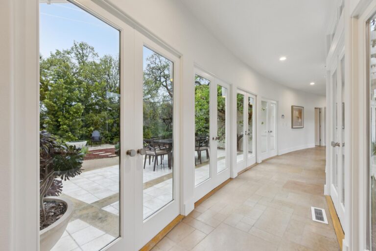 050-24292-elise-court.87479.pok.068