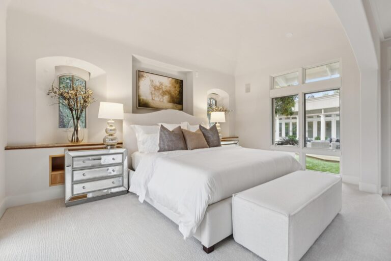 054-24292-elise-court.87479.pok.077