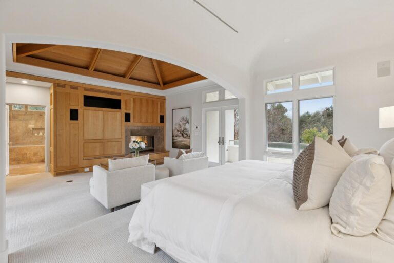 059-24292-elise-court.87479.pok.080_altered.a