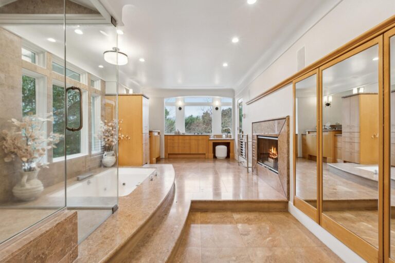 065-24292-elise-court.87479.pok.095_altered.a