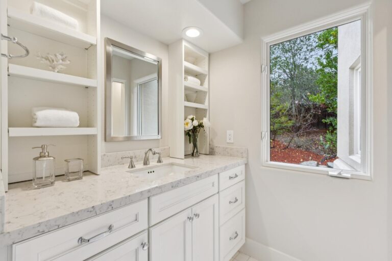 087-24292-elise-court.87479.pok.131