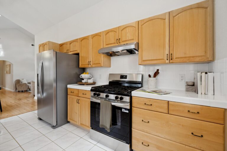 010-280-college-avenue.87902.p2k.015