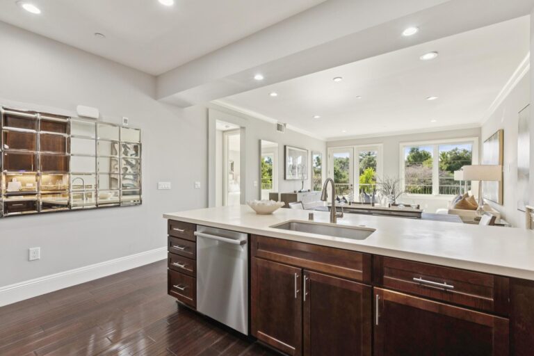 011-100-1st-street-307.87513.p2k.014