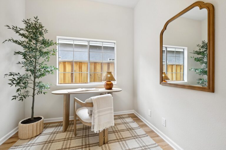 020-280-college-avenue.87902.p2k.027