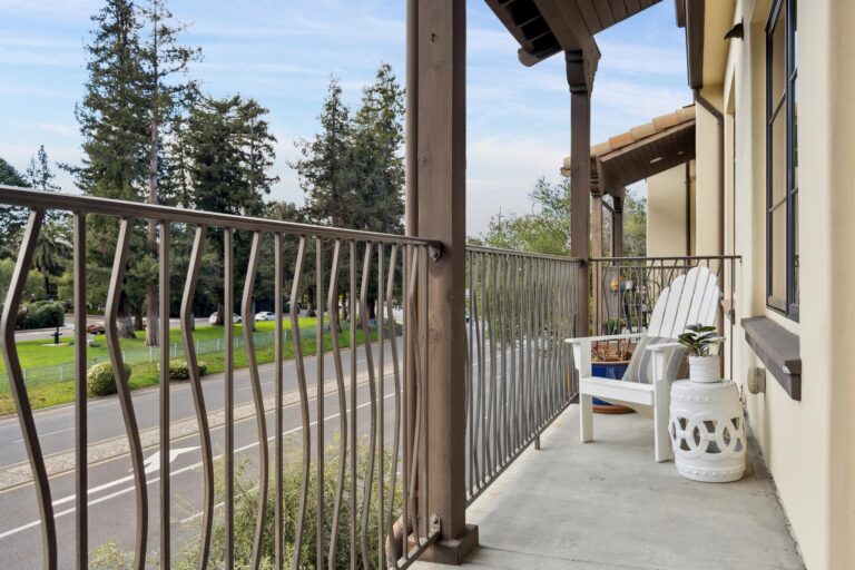 027-100-1st-street-307.87513.p2k.049