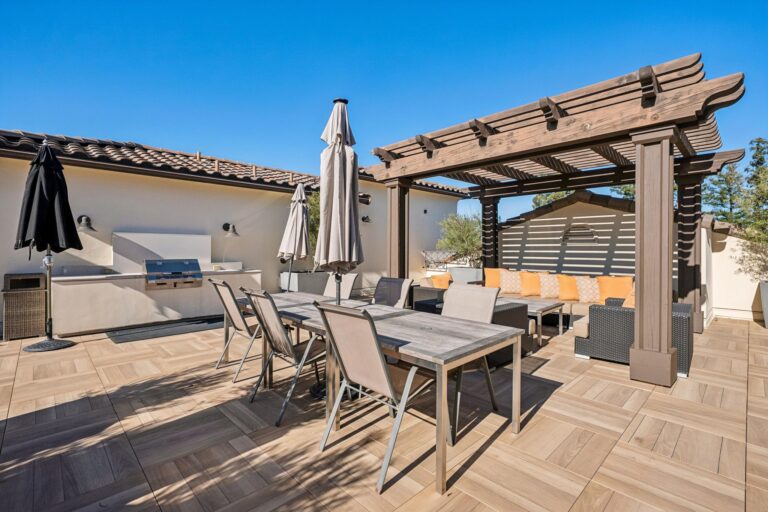 030-100-1st-street-307.87513.pcom.004