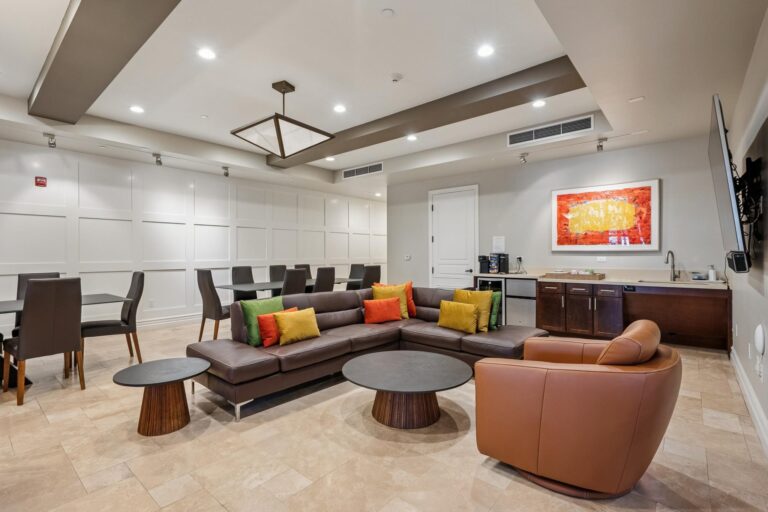 034-100-1st-street-307.87513.pcom.014