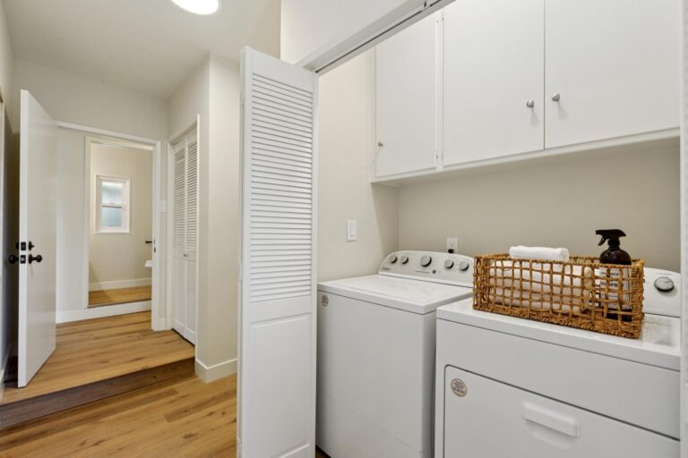 027-755-santa-rita-avenue.89208.p3k-2.090