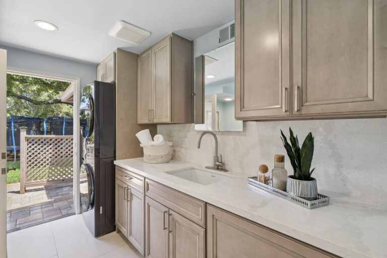 020-546-cecelia-court.91362.p3k