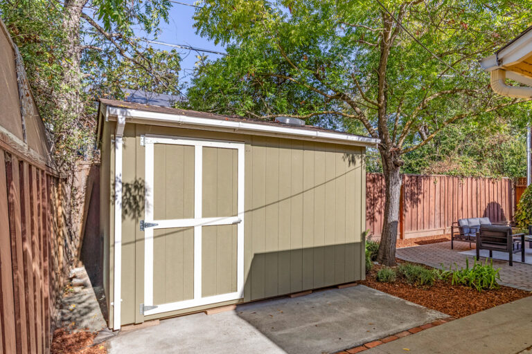 Back (4)
