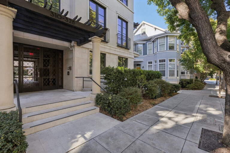 003-320-bryant-street.95325.p3k