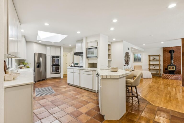 015-13390-lennox-way.94224.p4k
