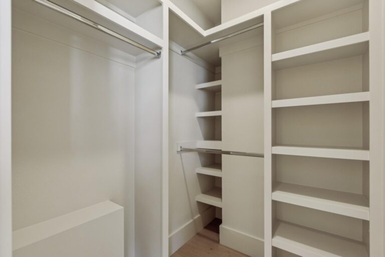 037-320-bryant-street.95325.p3k