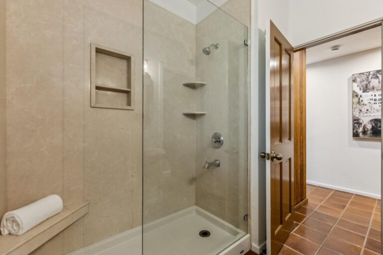 051-13390-lennox-way.94224.p4k